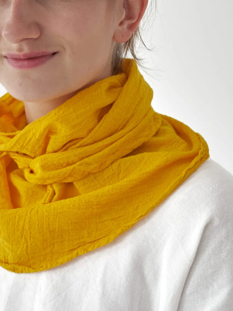 bandana-zolta-chustka-chusteczka-z-bawelny-organicznej-apaszka-owijam-w-bawelne-akcesoria-ubraniowe