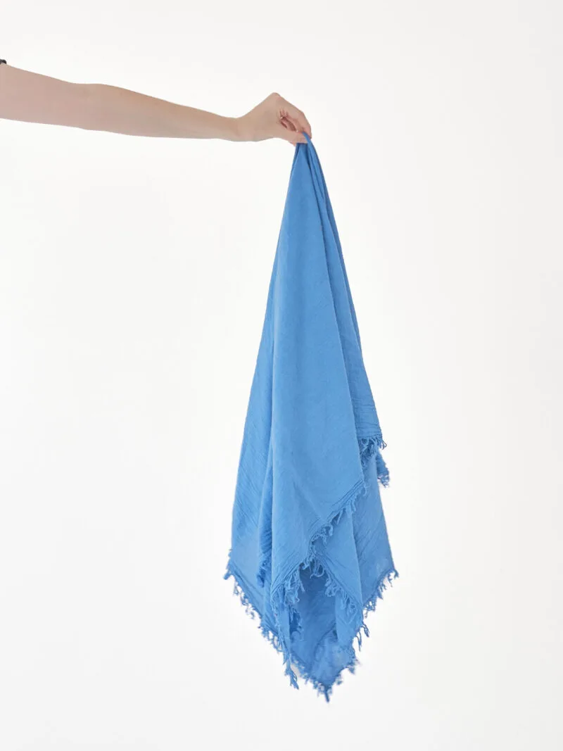 błękitno niebieska chusta do noszenia, chusta damska i męska. Bawełna organiczna, akcesoria, prezent, odzież. Owijam w bawełna