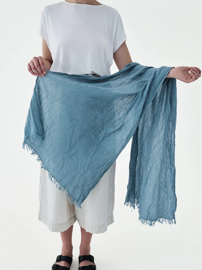 szalik-damski-meski-bawelna-organiczna-kolor-niebieski--jasny-szary-owijam-w-bawelne-szalik-na-wiosna-lato-jesien-zima