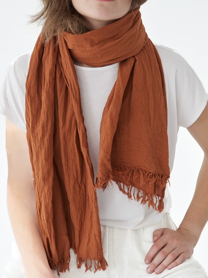 szalik-damski-meski-bawelna-organiczna-kolor-rudy--brunatny-owijam-w-bawelne-szalik-na-wiosna-lato-jesien-zima-
