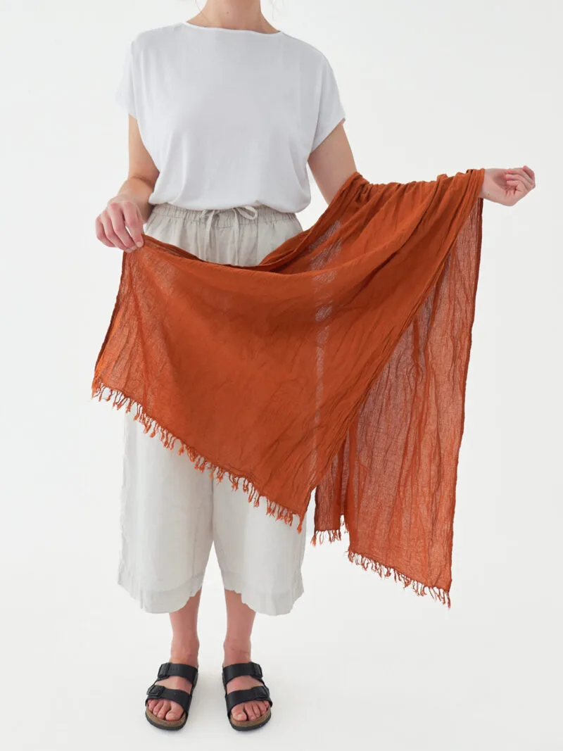 szalik-damski-meski-bawelna-organiczna-kolor-rudy--brunatny-owijam-w-bawelne-szalik-na-wiosna-lato-jesien-zima-5