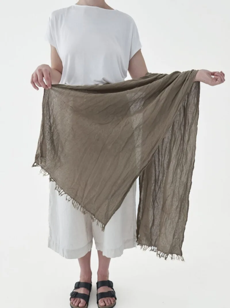 szalik-damski-meski-bawelna-organiczna-kolor-szary-srebrny-owijam-w-bawelne-szalik-na-wiosna-lato-jesien-zima