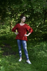 bluzka-top-szeroka-oversize-nietoperz-burgundowa-czerwona-bawelna-organiczna-na-lato
