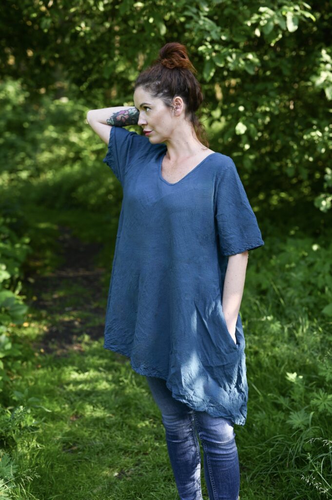 tunika-top-ogony-tails-bawelna-dlugie-boki-krotki-rekaw-petrol-biala-czarna