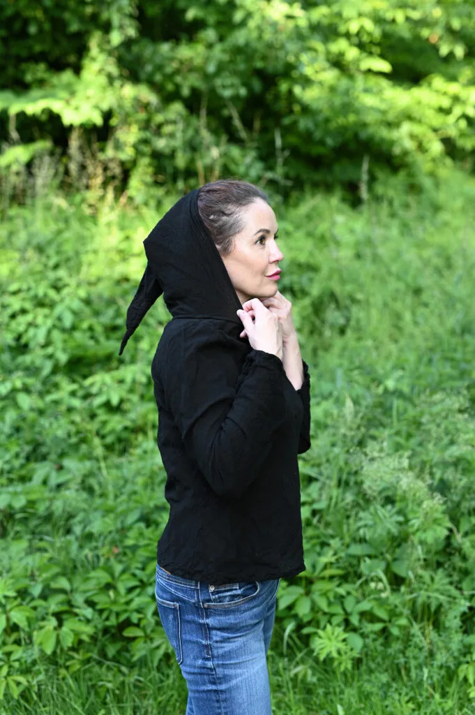 bluzka-top-z-kapturkiem-elfi-boho-czarny-bawelna-lato