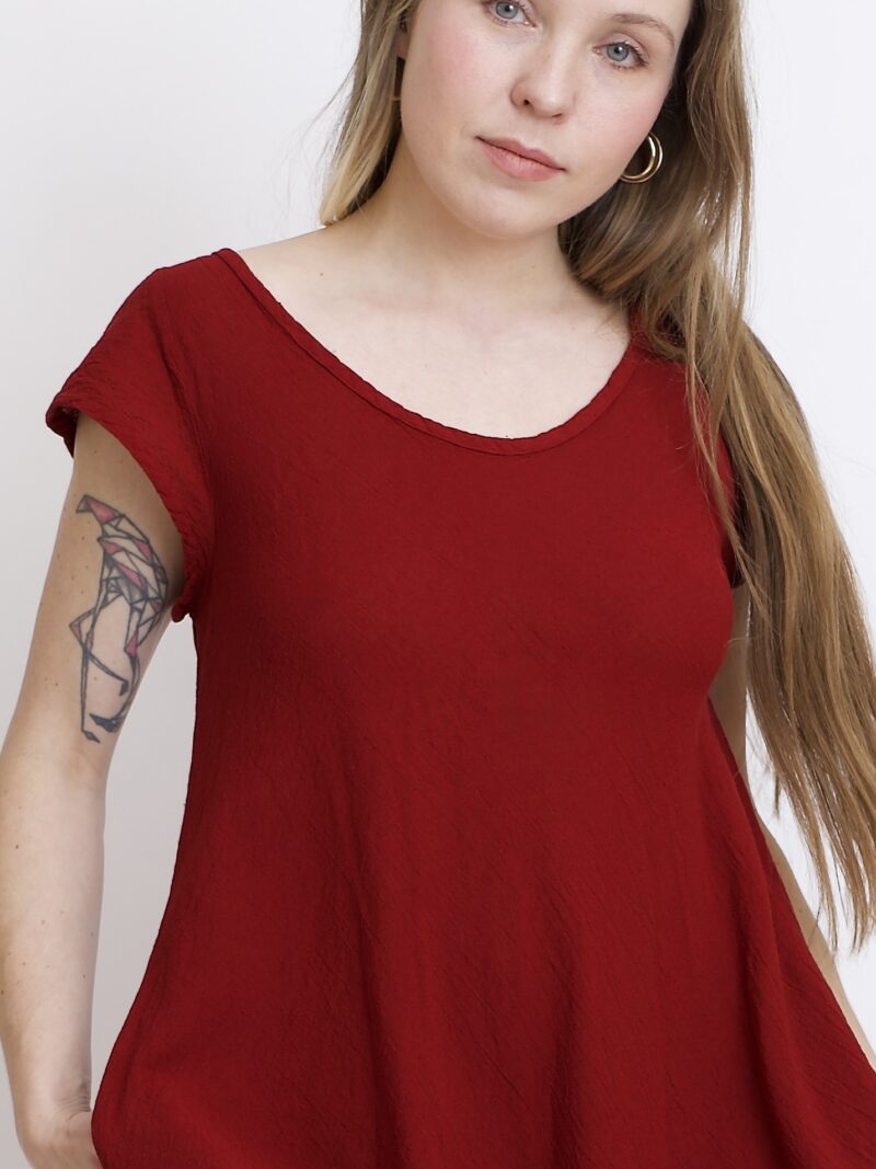 sukienka mini bawełniana ze skrzydełkami. burgundowa z czystej bawełny