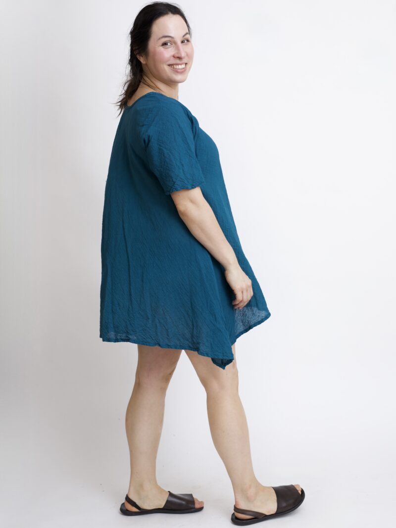 tunika damska oversize, bawełniana z długimi bokami w kolorze niebieski petrol