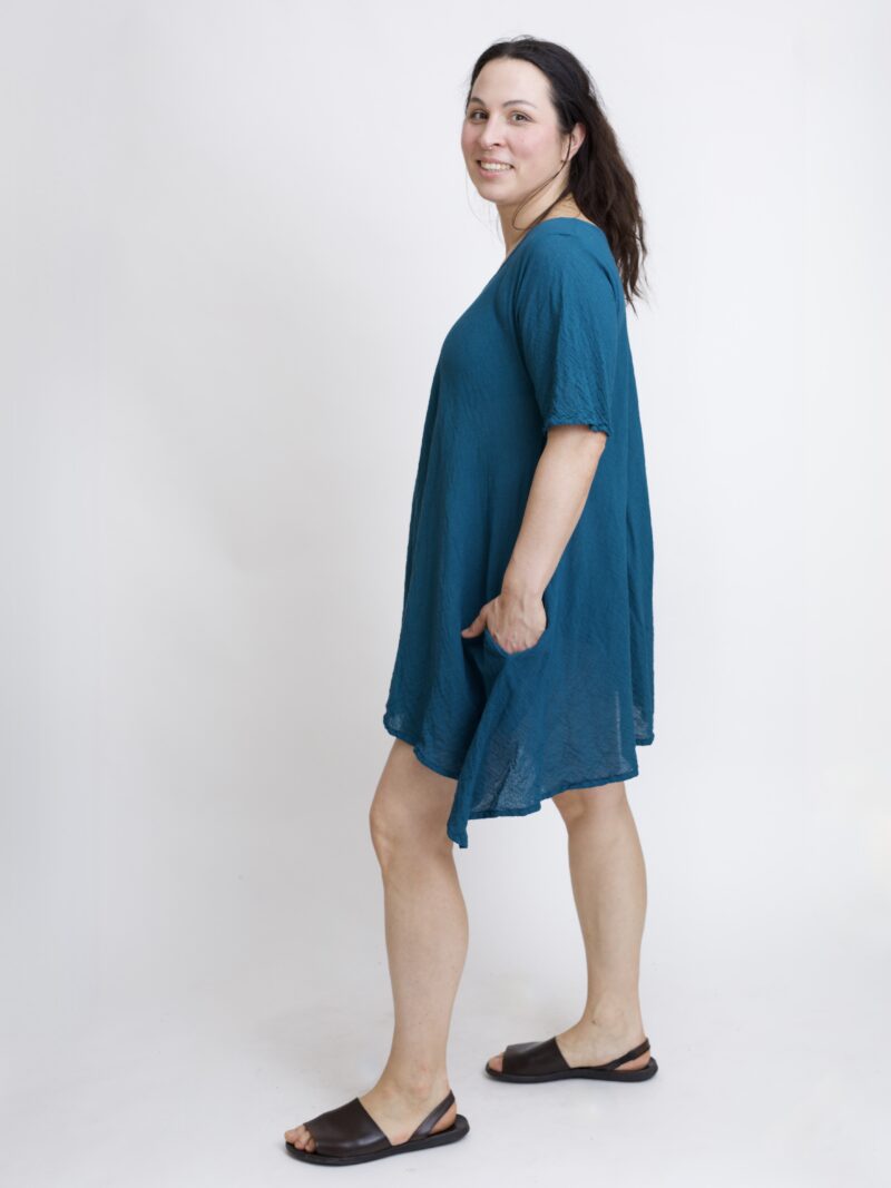 tunika damska oversize, bawełniana z długimi bokami w kolorze niebieski petrol