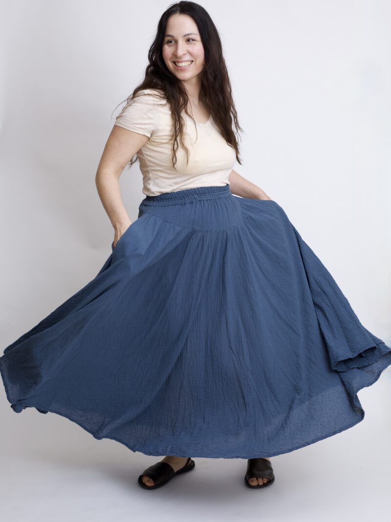 Szara - grafitowa spódnica plisowana długa z pełnego koła bawełniana