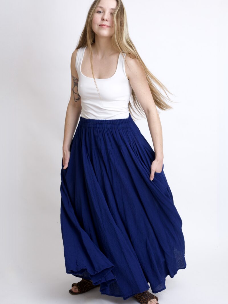Granatowo - Niebieska spódnica plisowana długa z pełnego koła bawełniana