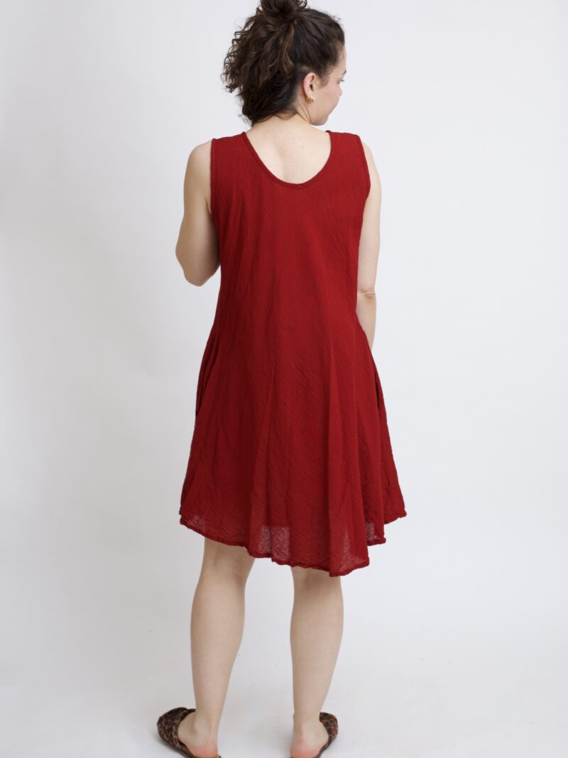 bawełniana sukienka mini na lato i na wakacje. Sukienka w kolorze burgund