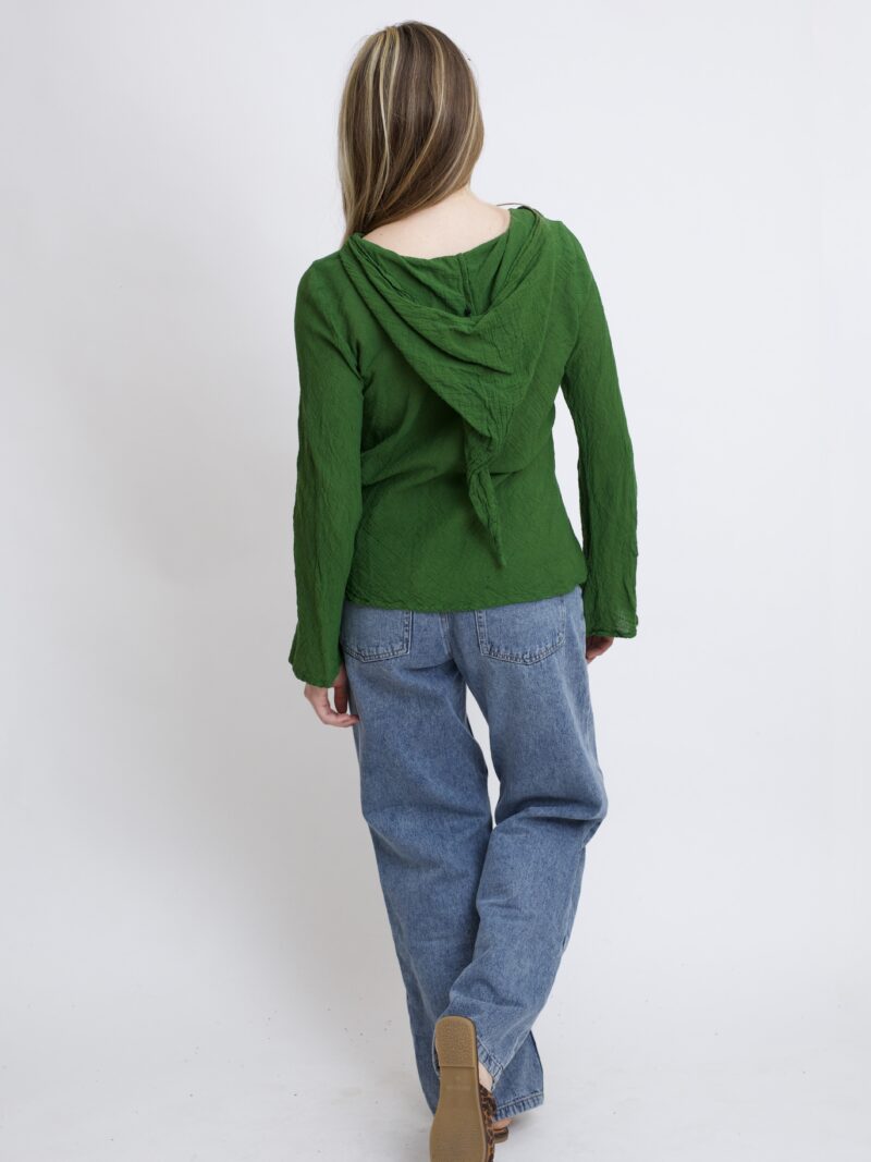 damska bluzka top ze spiczastym, elfickim kapturkiem. Rozkloszowane rękawy, wykonana z bawełny organicznej w kolorze zielonym