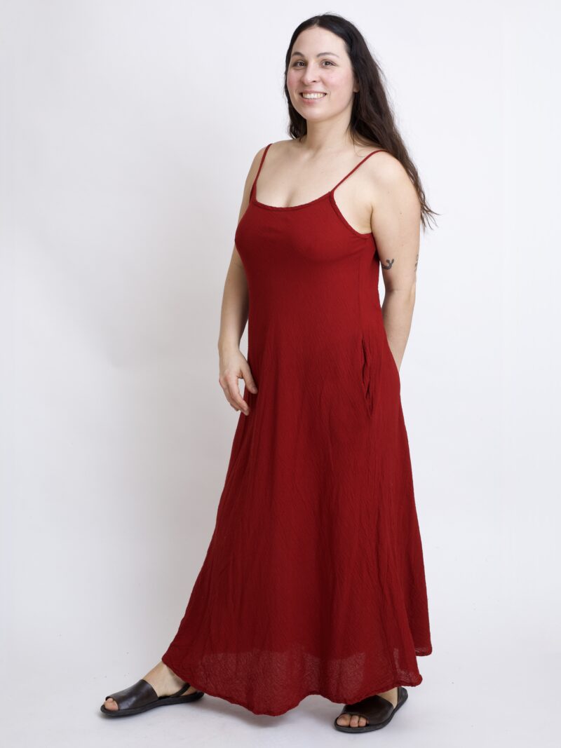 burgundowa sukienka maxi - długa bawełniana na ramiączkach