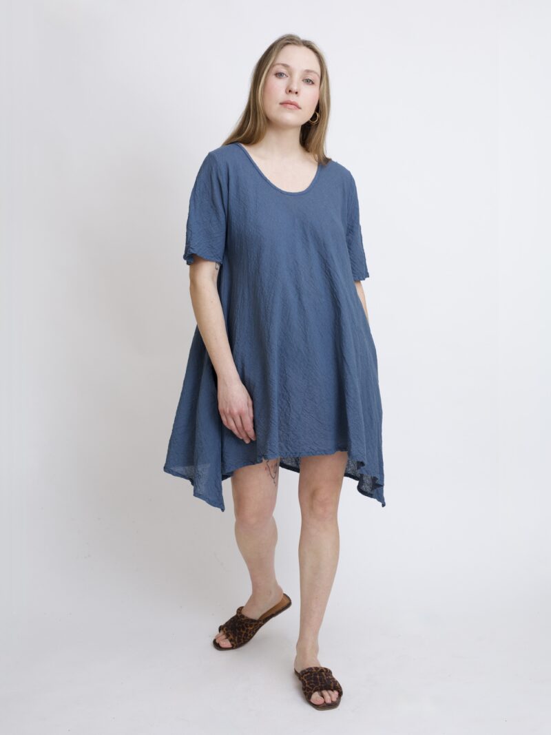 tunika damska oversize, bawełniana z długimi bokami w kolorze szarym grafitowym